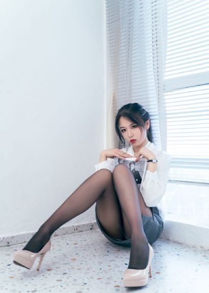 年轻朋友的妻子电影