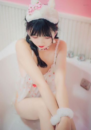 蜜桃成熟时33d三级