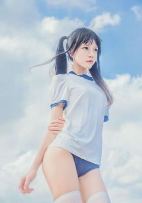 御津井芭华